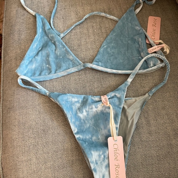 Chloe Rose Stargazer Velvet Bikini Set NWT - Picture 3 of 6